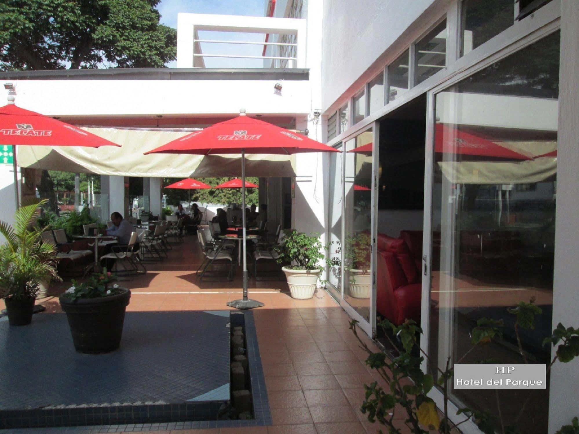 Hotel Del Parque Guadalajara Exterior photo
